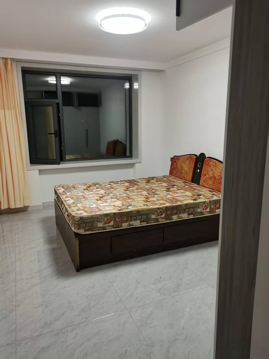 出租中心医院家属楼