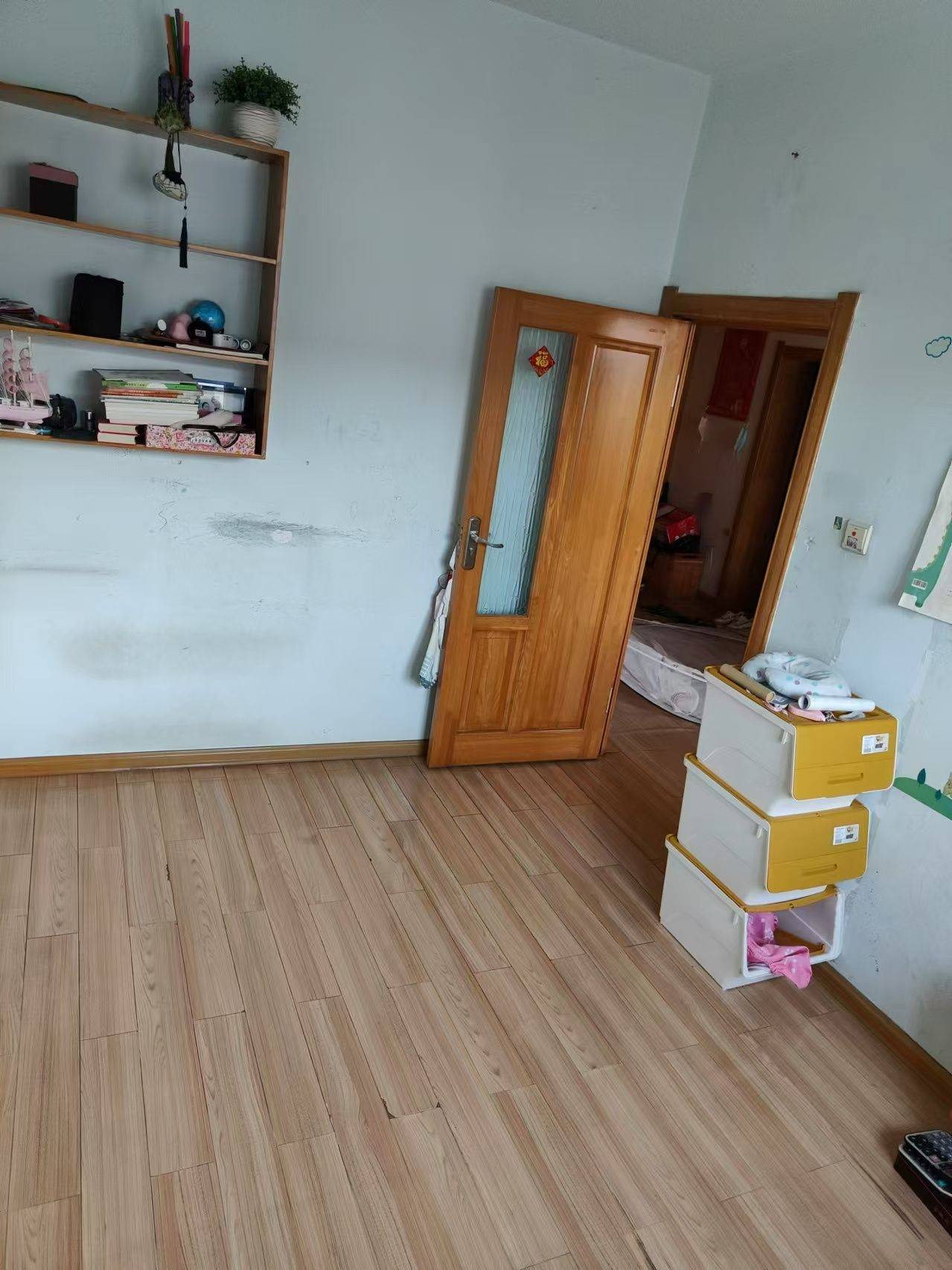 出售南郡D区5楼