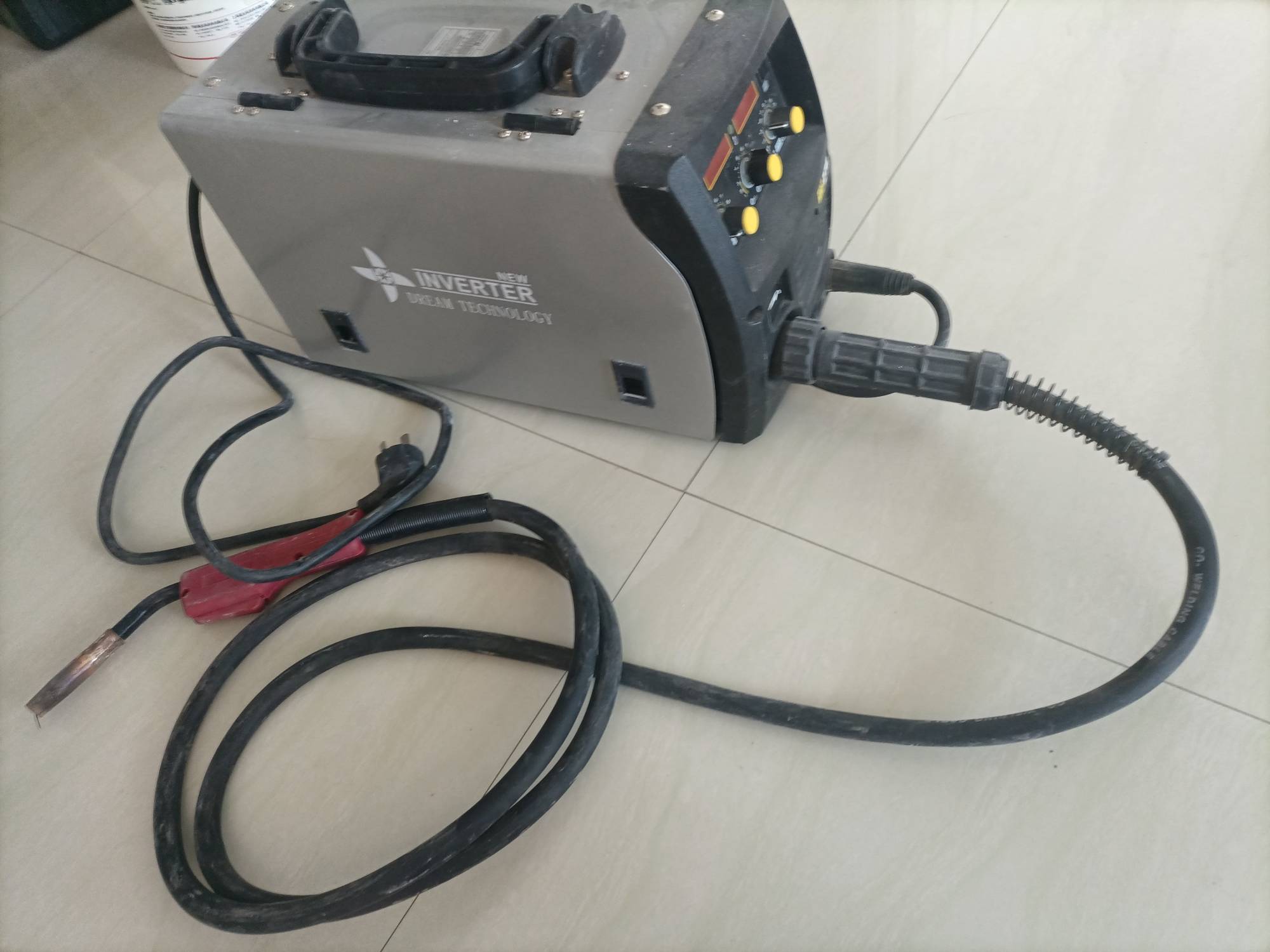 地砖刀,电焊机出售