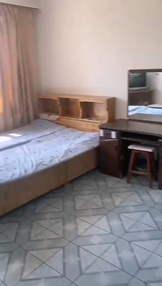 出售学区房七楼