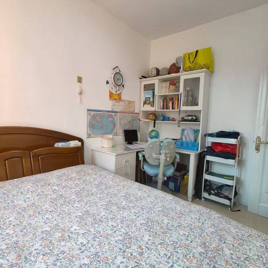 出售河西秀水四楼