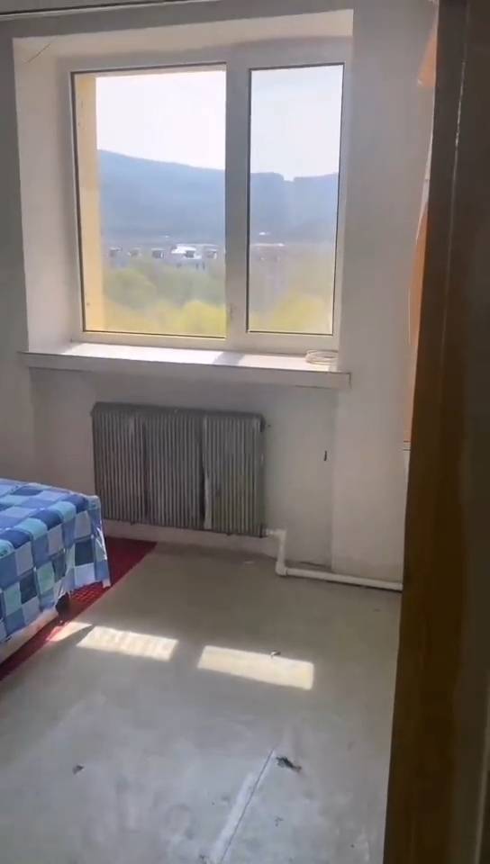 出售学区房七楼